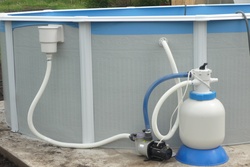 занятие плаванием