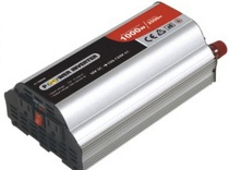 Преобразователь напряжения 12В/220В в автомобиль HI-1000 