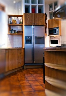 Встроенный холодильник — хит современной кухни