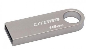 Kingston DataTraveler SE9 32Gb в Нижнем Новгороде