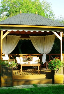 Садовые тенты для дачного участка