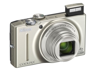 Фотоаппарат Nikon Coolpix S8200 Silver в Нижнем Новгороде