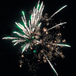 Батарея салютов "Каприз" (1" х 16) в Нижнем Новгороде