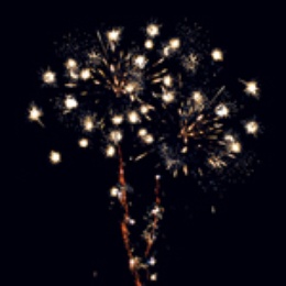 Батарея салютов "Банзай" (0,6" х 16) в Нижнем Новгороде