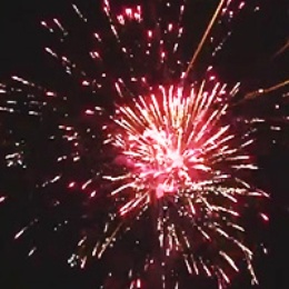 Батарея салютов "Новогодняя кутерьма" (1,2" х 49) в Нижнем Новгороде